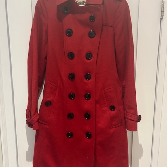 Burberry Sandringham Red Coat Size 8 With Box and Receipt - Picture 2 of 6